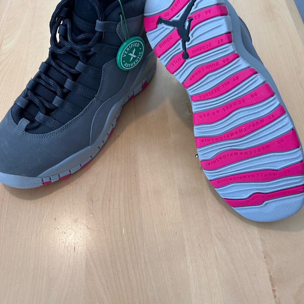 New Jordan 10 Retro Rush Sneakers